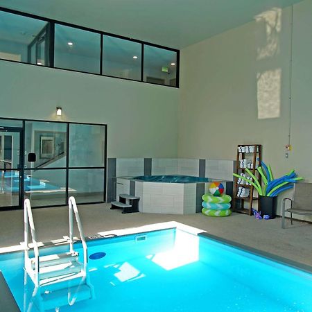 Baymont By Wyndham Monte Vista Hotel Buitenkant foto